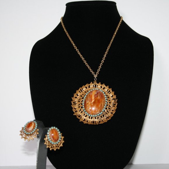 Vintage necklace and earrings set with stone - Picture 3 of 4